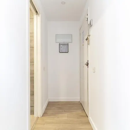 Picasso Cornella Apartment *