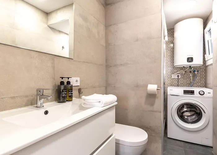 Picasso Cornella 科尔内拉德罗布雷加特